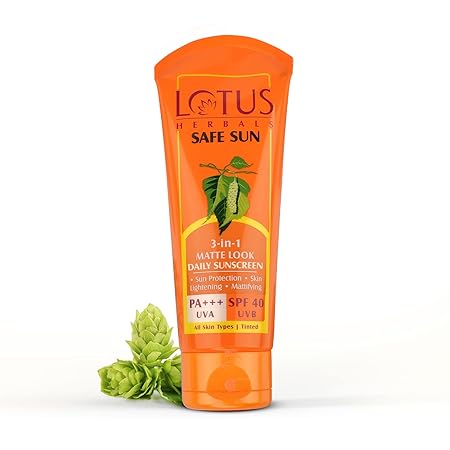 Lotus Herbals® Matte Daily Sunblock SPF 30 (50 g) 